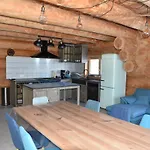 Wood Log *