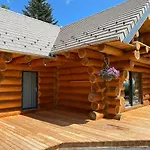 Chalet Wood Log Yssingeaux