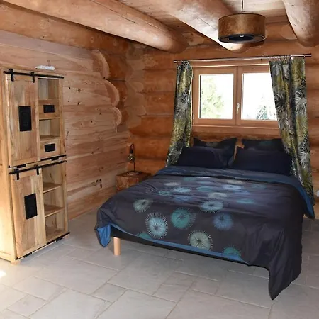 Wood Log * Yssingeaux